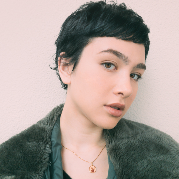 髪型　ヘアカタログ